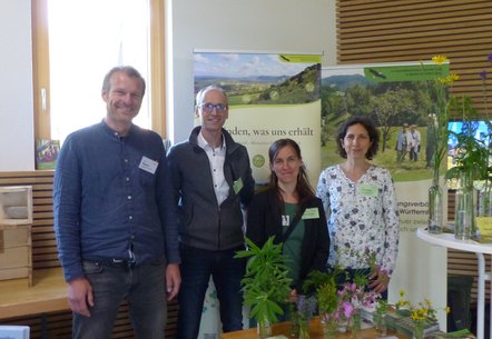 gemeinsamer Infostand der LEV Breisgau-Hochschwarzwald, Lörrach und Waldshut beim Natur- und Landwirtschaftstag in Bernau