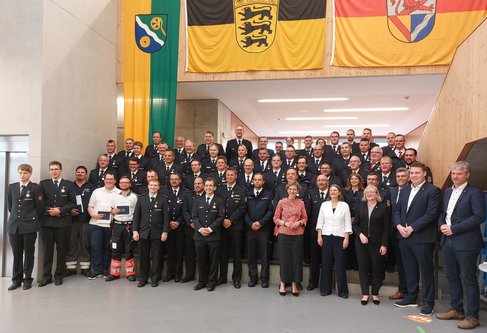 Fluthilfemedaille 2021: Auszeichnung des Landes Rheinland-Pfalz für 66 Einsatzkräfte aus den Landkreisen Lörrach und Waldshut